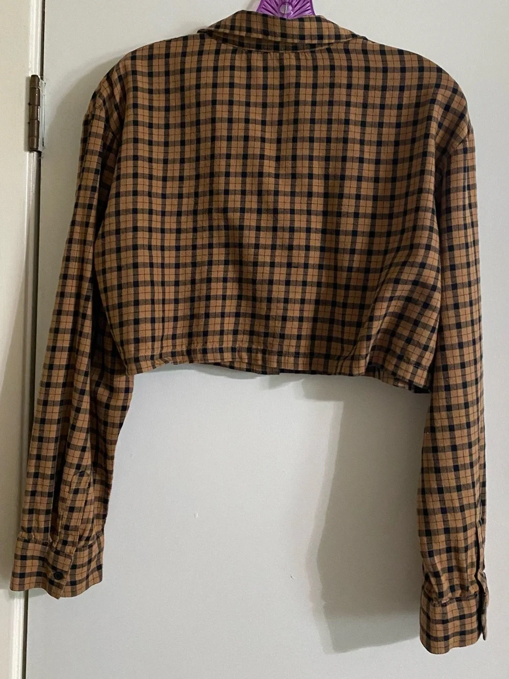 H&M Cropped Plaid Button-Down Shirt - Brown & Black - Picture 3 of 10